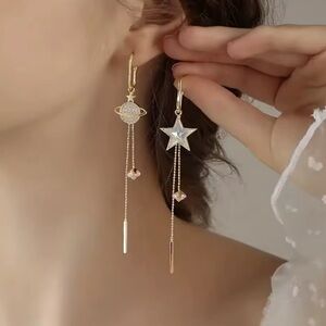 Star and Planet Dangle Earrings 🪐⭐️